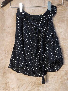 ZARA Polka Dot Ruffle Shorts – Tie Waist – Size S